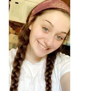 Meet your Posher, Rayna